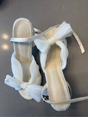 Women's White Bow Slingback Sandals